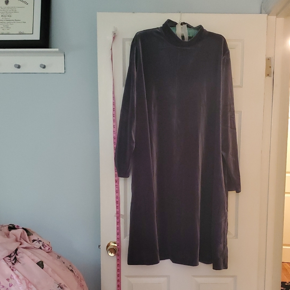 Dark Gray Velvet Dress with Long Sleeves